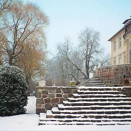 Herrenhaus *